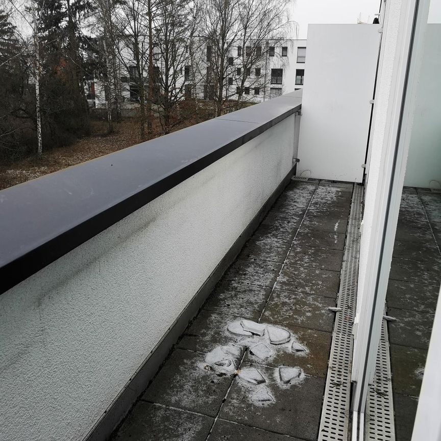 Mit Dachterrasse! Helle, moderne und wirklich schöne 2 Zimmer-Wohnung Nähe JuWi-Campus+Sportwissenschaften, Kugelberg 71, Gießen - Foto 1