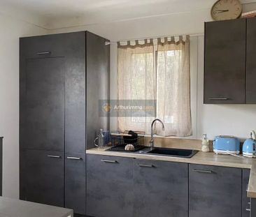 Location Maison 5 pièces 120 m2 à Fréjus - Photo 2