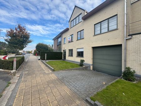 Ruim en kwalitatief appartement met groot terras en autostaanplaats te huur in Bornem - Photo 5