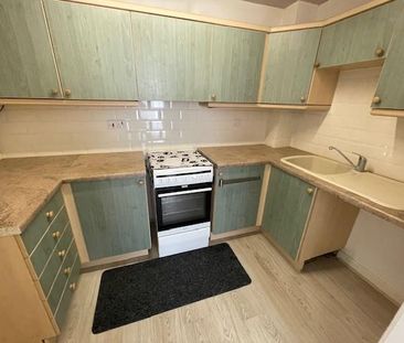 2 bedroom terraced house to rent - Photo 5