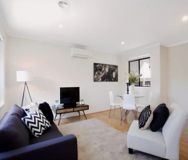 3 Bed, 1 Bath - Photo 4