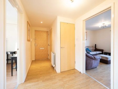 Barrland Court, Pollokshields, G41 1RN - Photo 3