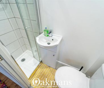 4 bedroom detached house to rent - Photo 3