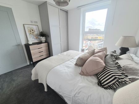 Cow Green, Halifax - Photo 5