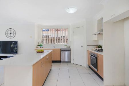 “Light-filled Family Home with Ultimate Convenience” - Photo 2