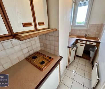 Location Appartement 1 pièce 27m² MAUREPAS 78310 - Photo 2