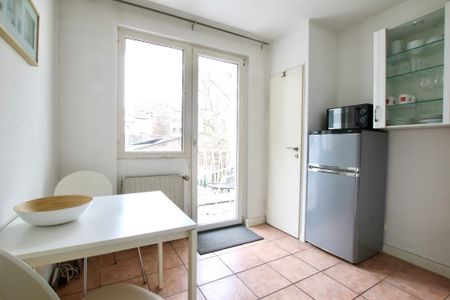 Perfekt Wohnen in Köln-Ehrenfeld: Möbliertes Apartment mit Balkon - Foto 3