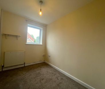 3 bedroom apartment to rent - Photo 6