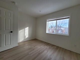 84 Foch Avenue #2 - Photo 4