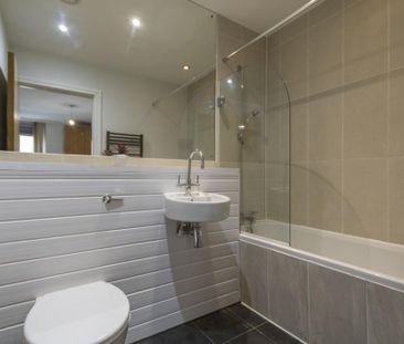 2 bedroom apartment to rent - Photo 6