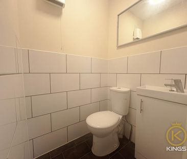 Studio to rent - Photo 6