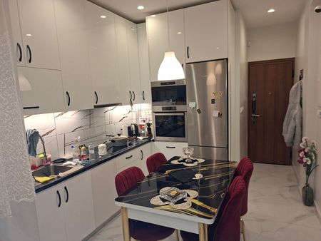 Ενοικίαση κατοικίας, 55 τ.μ., Βύρωνας, 650 € - Photo 2