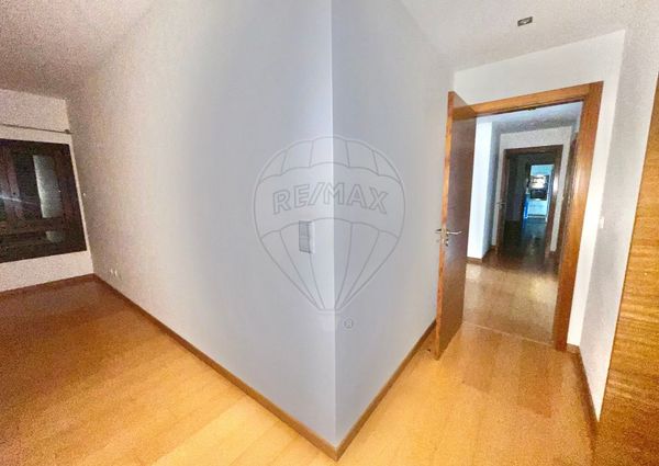 Apartamento T3 em Lisboa