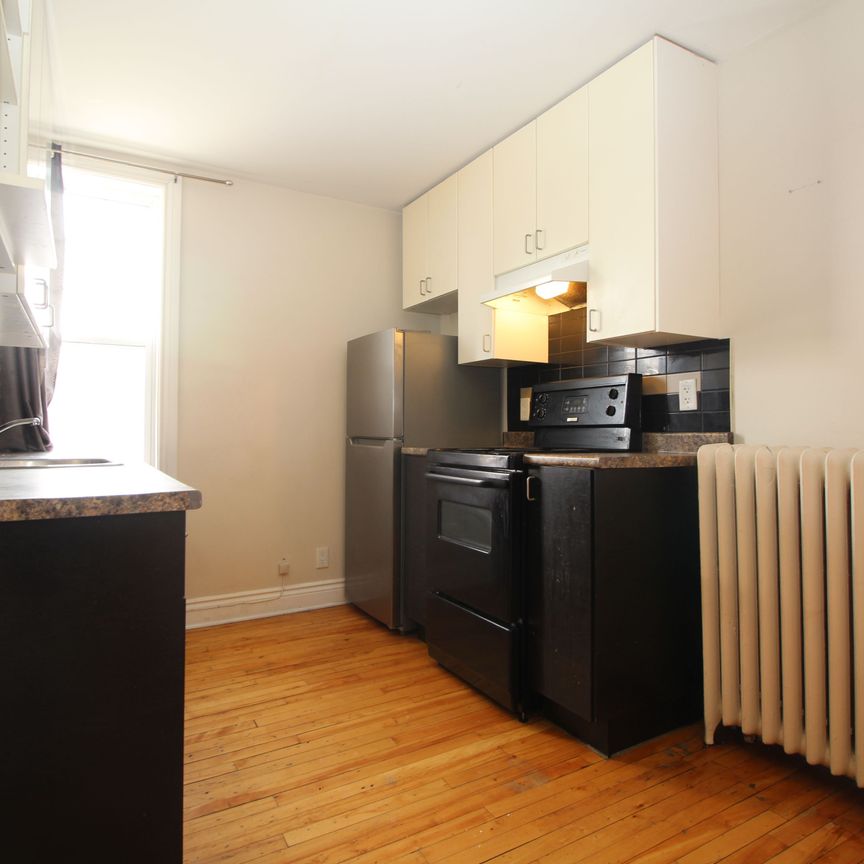 For Lease - 60 Cobourg Street Unit# 306, Lower Town - Sandy Hill, Ontario - Photo 1