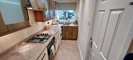 1 bedroom semi-detached house to rent - Photo 4