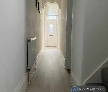 3 bedroom terraced house to rent - Photo 1