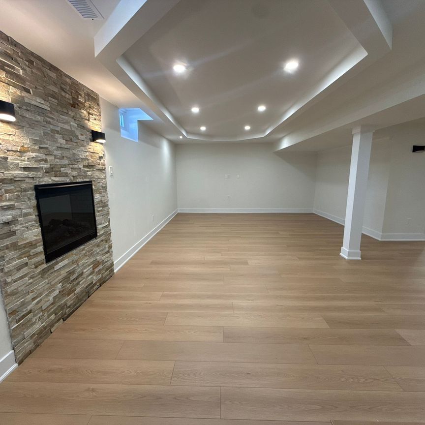 For Lease - 176 Tormina Boulevard Unit# Basement, Whitby, Ontario - Photo 1