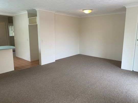 Available Now – Centrally Located Unit in Southport! - Photo 1