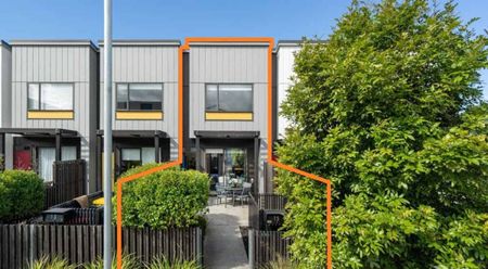 Hobsonville, Semi Furnished, 2 Bedrooms, $650 - Photo 3