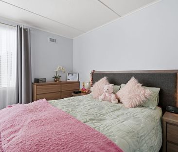 Family Home In Great Location - Photo 5