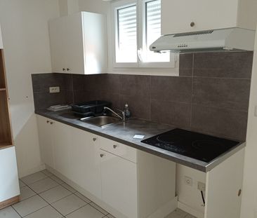 Location Appartement 2 pièces 39m² ST MAUR DES FOSSES 94210 - Photo 4