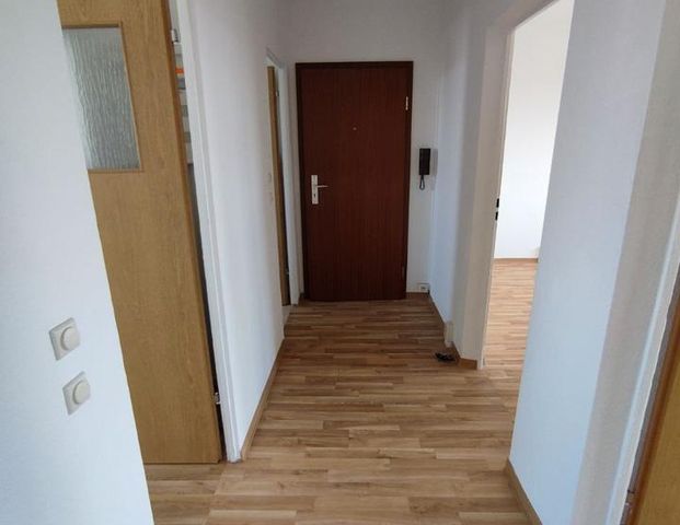 schöne renovierte 3 Raumwohnung mit Balkon und Tageslichtbad - Photo 1