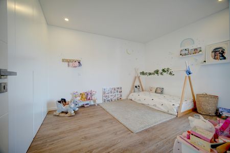 Fantástica Moradia T4 para Arrendamento perto da Ericeira - Foto 4