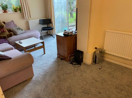 A comfortable House Share - Photo 3