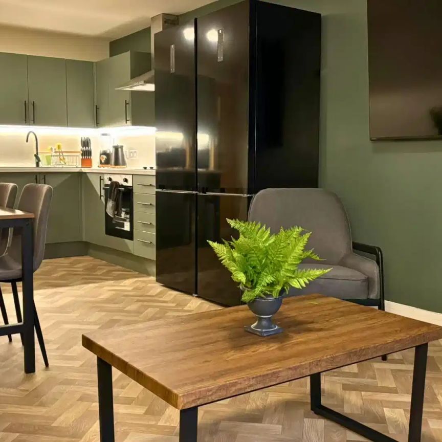 Deluxe Ensuite - Photo 1