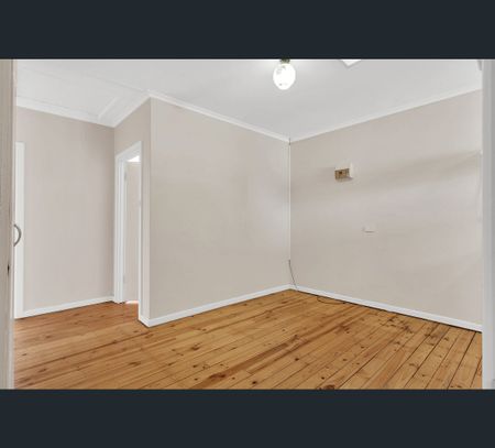 9 Melbury Street, Davoren Park, SA 5113 - Photo 2