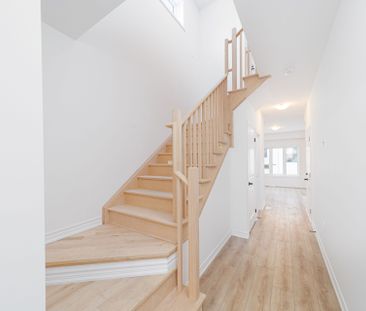 For Lease - 12 Wagon Lane, Barrie, Ontario - Photo 4