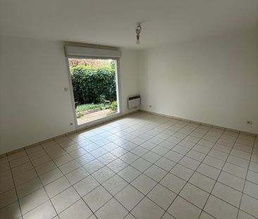 Location Appartement 2 pièces 47m² STE FOY LES LYON 69110 - Photo 1
