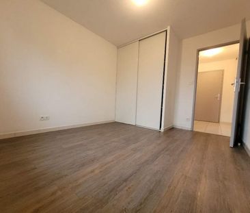 CHARMES (88130) - Appartement - Photo 2