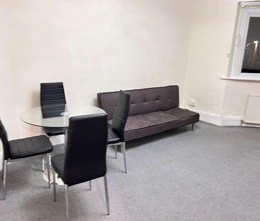 The Grove, London, NW11 - Photo 5