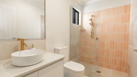 39 Hurricane Street, Oonoonba - Photo 5