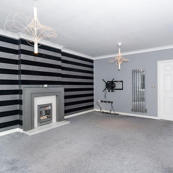 5 bedroom detached house to rent - Photo 1