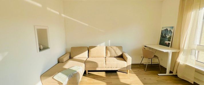 Stilvoll möblierte 2-Zimmer-Wohnung in zentraler Lage – Einziehen und Wohlfühlen - Foto 1