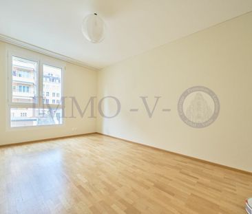 LUMINEUX AVEC TERRASSE AVEC EMPLACEMENT IDEAL - Foto 3