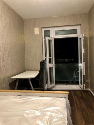 3 bedroom apartment to rent - Photo 1