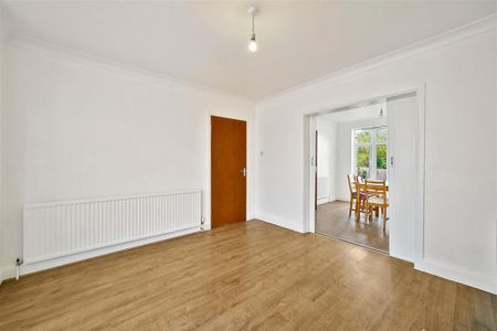 3 bedroom terraced house to rent - Photo 5