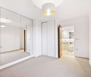 New build, two bedroom flat offering a stylish and comfortable livi... - Photo 5