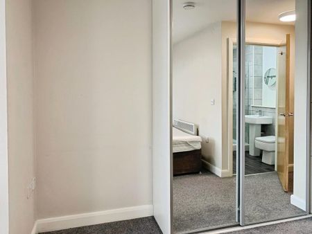 Studio to rent - Photo 3