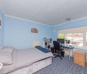 4 bedroom property to rent - Photo 6