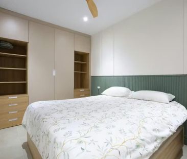 Calle de la Infanta María Teresa, Madrid, Community of Madrid 28016 - Photo 6