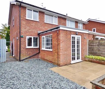 3 bedroom semi-detached house to rent - Photo 4