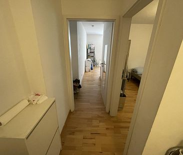 Im Herzen von Gießen: Helle, gemütliche, aber laute 2 Zimmer-Wohnung mit Balkon - ideal auch für WGs, Westanlage 20 - Photo 5