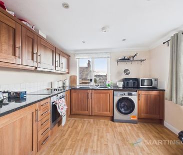 2 bedroom flat to rent - Photo 6