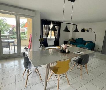 Location Appartement 4 pièces 88m² BRUNSTATT DIDENHEIM 68350 - Photo 2