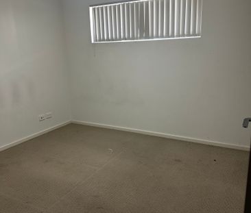 Mawson Lakes - Photo 1