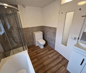 3 bedroom terraced house to rent - Photo 6